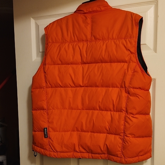 Mondetta Orange Lightweight downfilled Puffer Vest - Picture 6 of 8